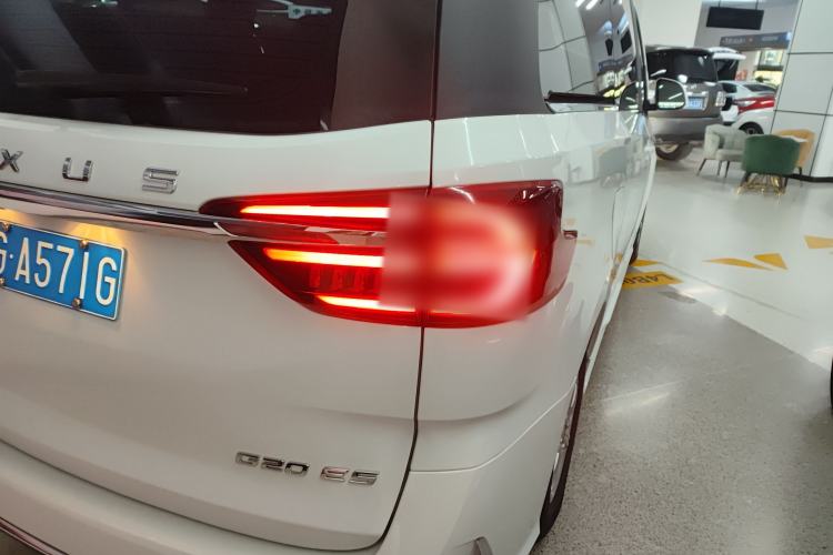Used SAIC MAXUS G20 2023 Facelifted ES 2.0T Diesel Manual - Exceptional Value Edition Right Rear Taillight