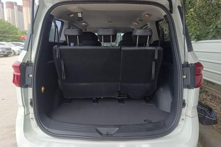 Used SAIC MAXUS G20 2023 ES 2.0T Gasoline Automatic Value Edition Trunk
