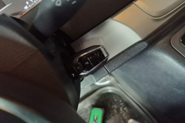 Used SAIC MAXUS G20 2023 Facelifted ES 2.0T Gasoline Automatic Value Edition Vehicle Key