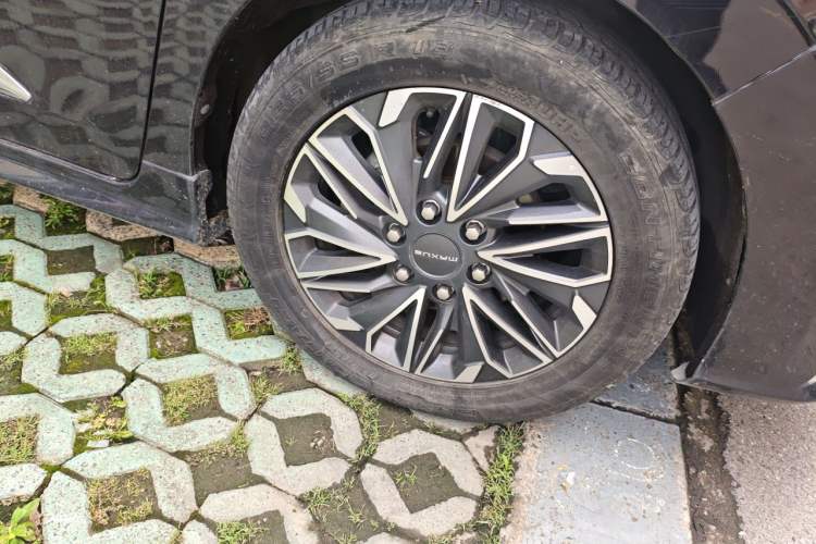 Used SAIC MAXUS G20 RV  Right Front Wheel Hub