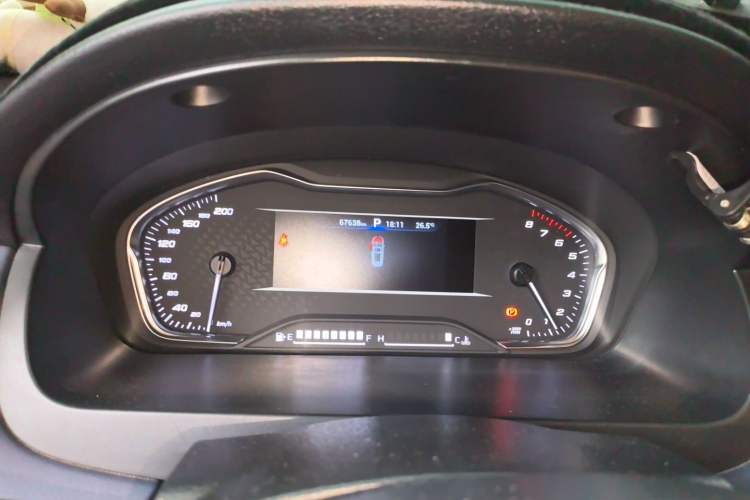Used SAIC MAXUS G20 RV 2021 2.0T Traveler Self-Propelled Class B RV – Time Edition Odometer Close Up