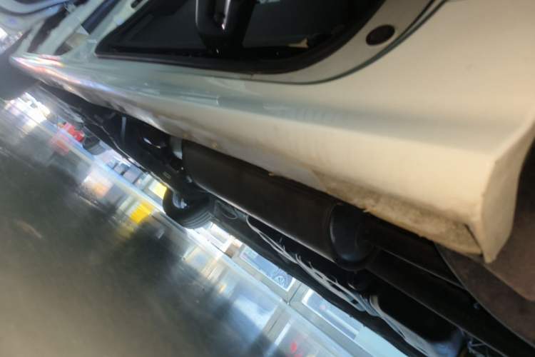 Used SAIC MAXUS G20 RV 2021 2.0T Traveler Self-Propelled Class B RV – Time Edition Left Side Sill