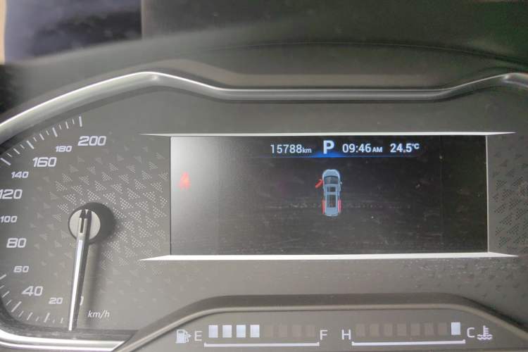Used SAIC MAXUS G20 RV 2021 2.0T Traveler Self-Propelled Class B RV – Sunlight Edition Odometer Close Up