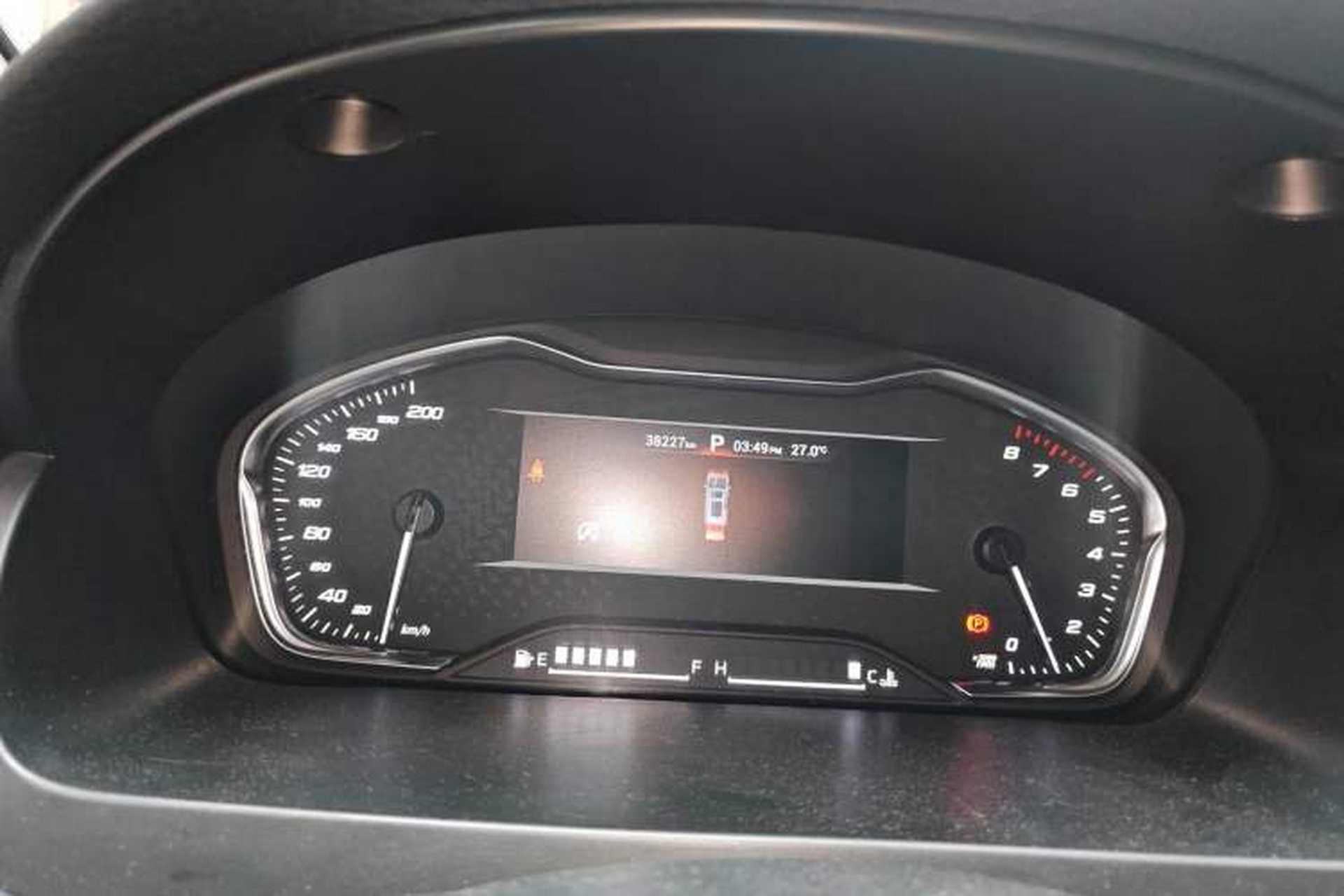 Used SAIC MAXUS G20 RV 2021 Restyled 2.0T Traveler Self-Propelled Class B RV – Time Edition Odometer Close Up