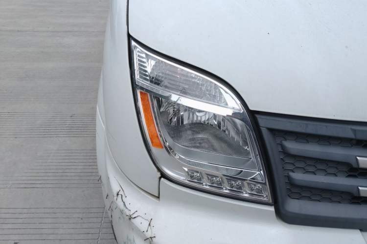 Used SAIC MAXUS G20 RV  Right Front Headlight