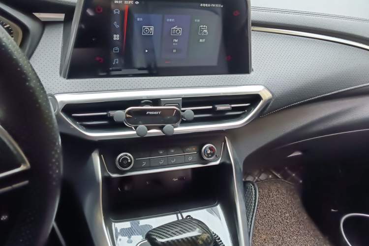 Used SAIC MAXUS G50 2019 1.5T Automatic Elite Edition China VI Standard Audio And AC Panel