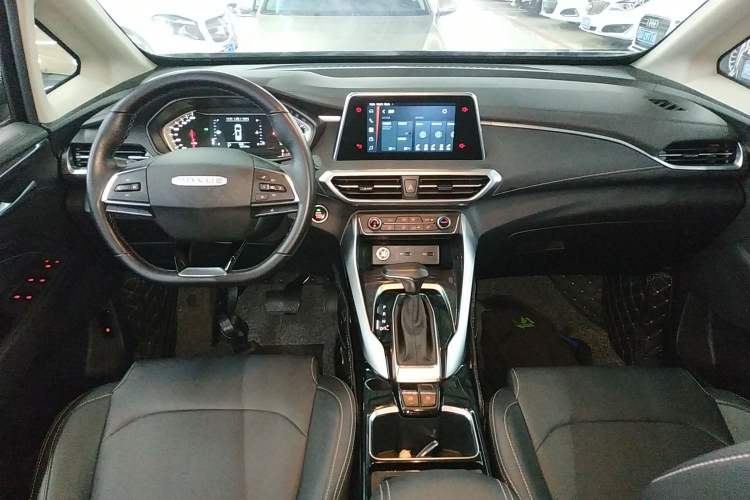 Used SAIC MAXUS G50 2019 1.5T Automatic Elite Edition China VI Standard Center Console
