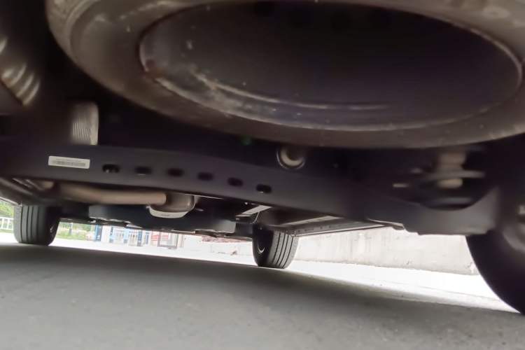 Used SAIC MAXUS G50 2019 1.5T Automatic Elite Edition China VI Standard Chassis Rear