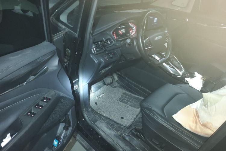 Used SAIC MAXUS G50 2019 1.5T Automatic Luxury Edition China VI Standard Driver Seat