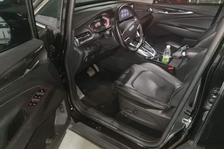 Used SAIC MAXUS G50 2019 1.5T Automatic Luxury Edition China V Standard Driver Seat