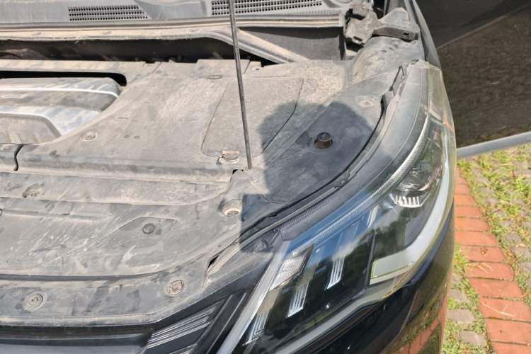 Used SAIC MAXUS G50  Engine Bay Left