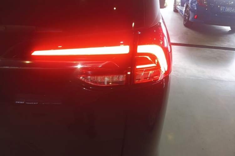 Used SAIC MAXUS G50 2019 1.5T Automatic Elite Edition China VI Standard Exterior 2