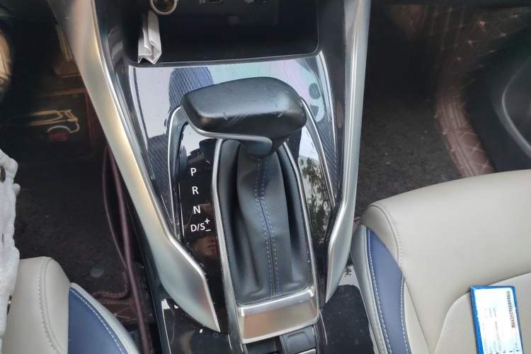 Used SAIC MAXUS G50 2019 1.5T First Edition Automatic Luxury Version 7 Seats Gear Lever