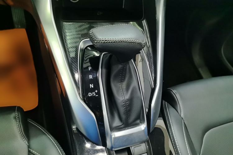 Used SAIC MAXUS G50 2019 1.5T Automatic Luxury Edition China VI Standard Gear Lever
