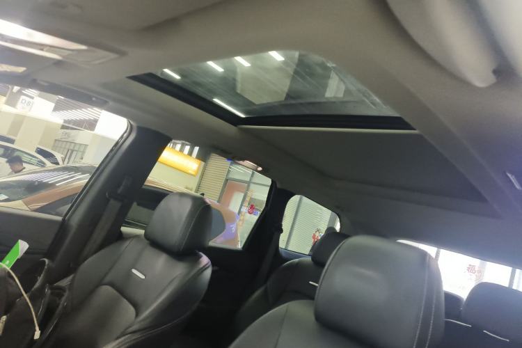 Used SAIC MAXUS G50 2019 1.5T Automatic Luxury Edition China VI Standard Headliner