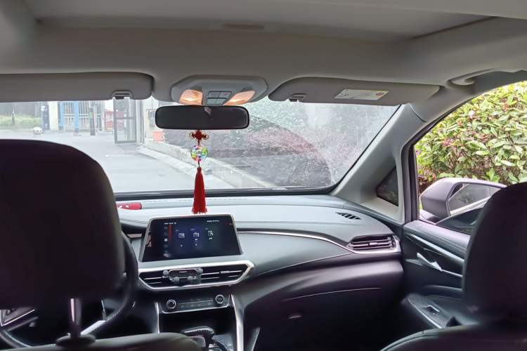 Used SAIC MAXUS G50 2019 1.5T Automatic Elite Edition China VI Standard Headliner