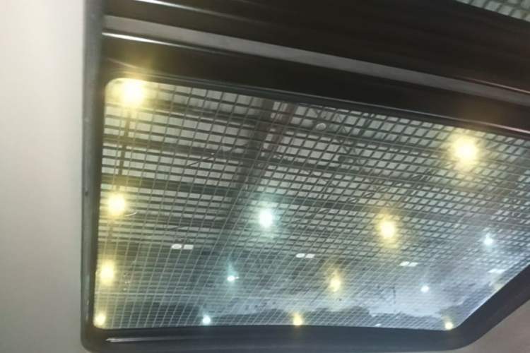 Used SAIC MAXUS G50 2019 1.5T Automatic Elite Edition China VI Standard Headliner