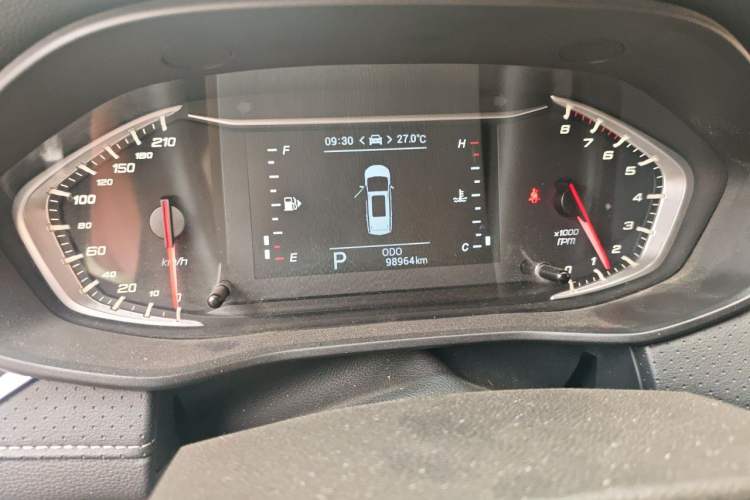 Used SAIC MAXUS G50 2019 1.5T Automatic Elite Edition China VI Standard Instrument Cluster