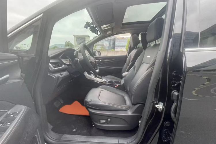 Used SAIC MAXUS G50 2019 1.5T Automatic Luxury Edition China VI Standard Interior 1