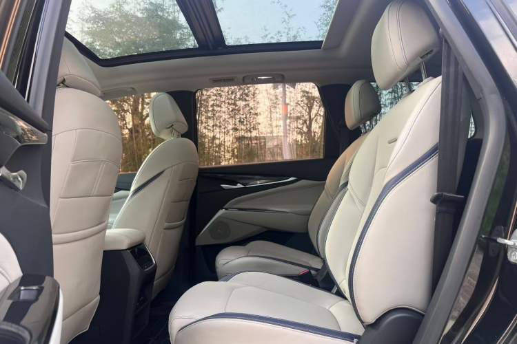 Used SAIC MAXUS G50 2019 1.5T Automatic Elite Edition China VI Standard Interior 2