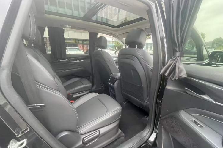Used SAIC MAXUS G50 2019 1.5T Automatic Luxury Edition China VI Standard Interior 4