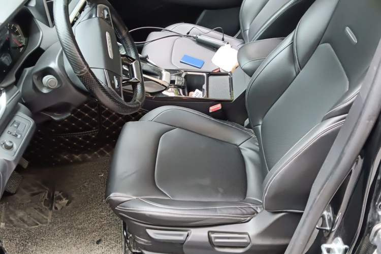 Used SAIC MAXUS G50 2019 1.5T Automatic Elite Edition China VI Standard Left Front Seat