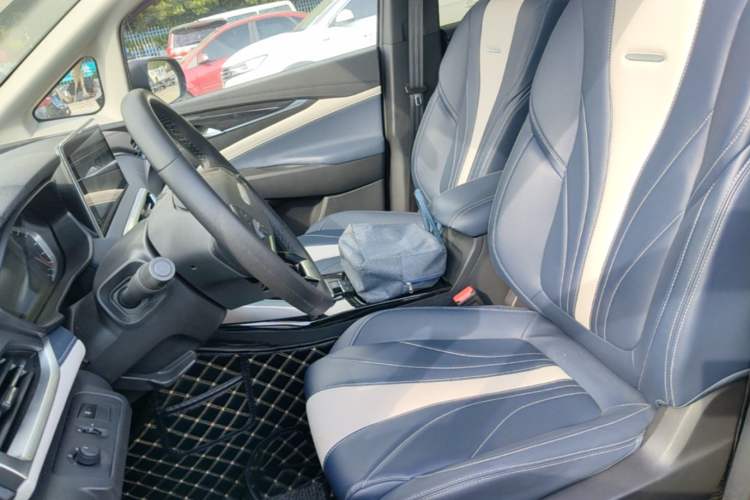 Used SAIC MAXUS G50 2019 1.5T Automatic Elite Edition China VI Standard Left Front Seat