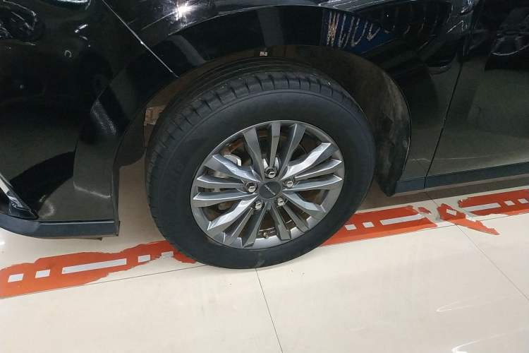 Used SAIC MAXUS G50 2019 1.5T Automatic Elite Edition China VI Standard Left Front Wheel Hub
