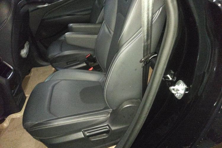 Used SAIC MAXUS G50 2019 1.5T First Edition Automatic Luxury Version 7 Seats Left Rear Seat
