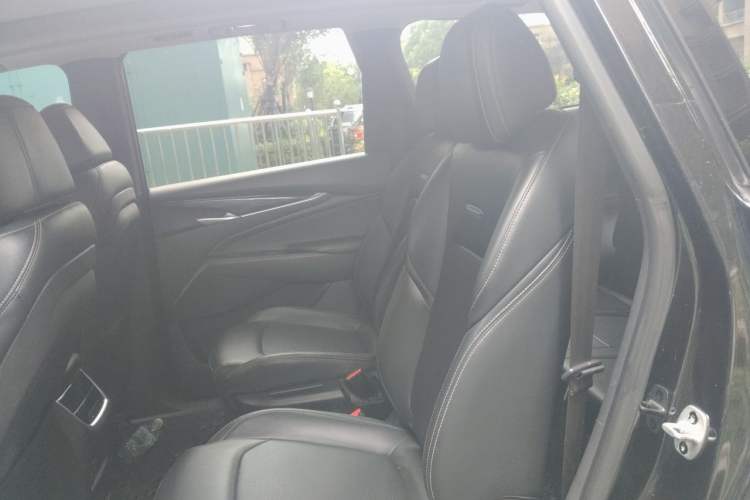 Used SAIC MAXUS G50 2019 1.5T First Edition Automatic Luxury Version 7 Seats Left Rear Seat