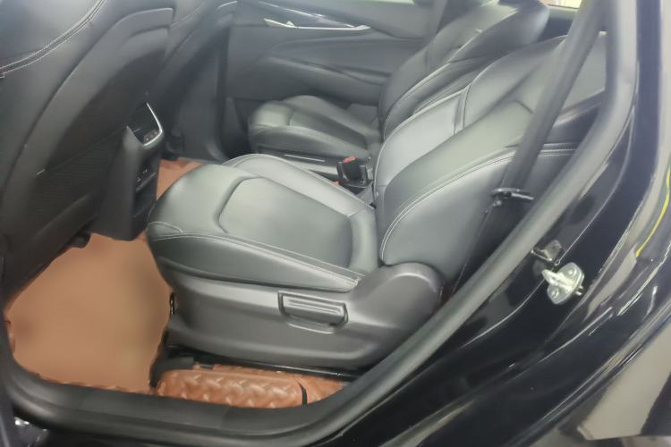 Used SAIC MAXUS G50 2019 1.5T Automatic Luxury Edition China VI Standard Left Rear Seat