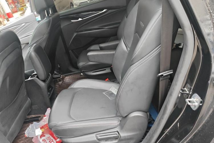Used SAIC MAXUS G50 2019 1.5T First Edition Automatic Luxury Version 6 Seats Left Rear Seat
