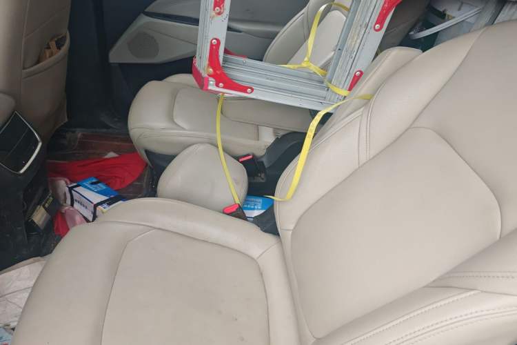 Used SAIC MAXUS G50 2019 1.3T Manual Enjoyment Base Model China VI Left Rear Seat