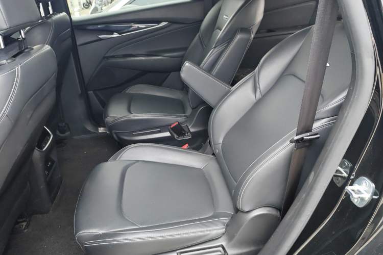 Used SAIC MAXUS G50 2019 1.5T Automatic Luxury Edition China V Standard Left Rear Seat