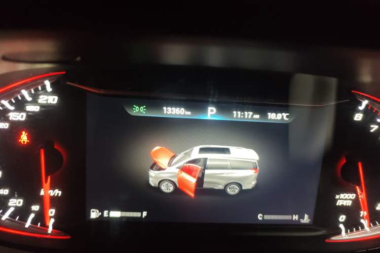 Used SAIC MAXUS G50 2019 1.5T Automatic Luxury Edition China VI Standard Odometer Close Up