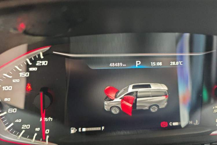 Used SAIC MAXUS G50 2019 1.5T Automatic Luxury Edition China V Standard Odometer Close Up