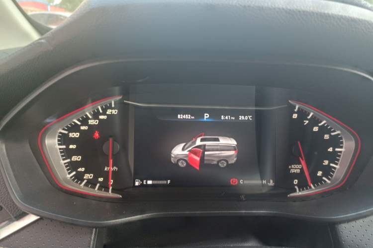 Used SAIC MAXUS G50 2019 1.5T Automatic Luxury Edition China VI Standard Odometer Close Up