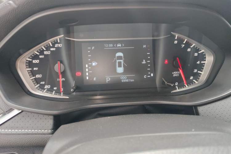Used SAIC MAXUS G50 2019 1.5T Automatic Elite Edition China VI Standard Odometer Close Up