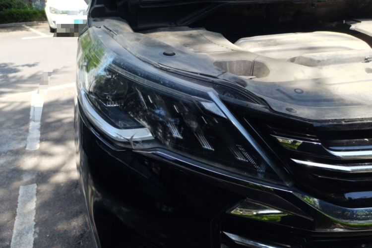 Used SAIC MAXUS G50 2019 1.5T Automatic Elite Edition China VI Standard Right Front Headlight