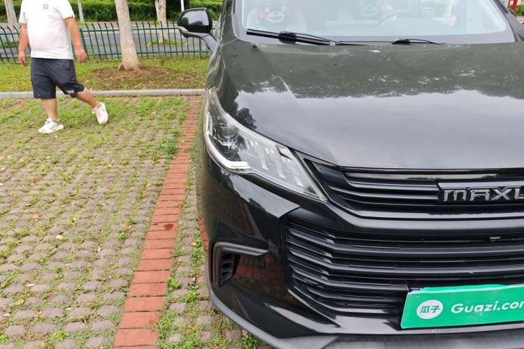 Used SAIC MAXUS G50  Right Front Headlight