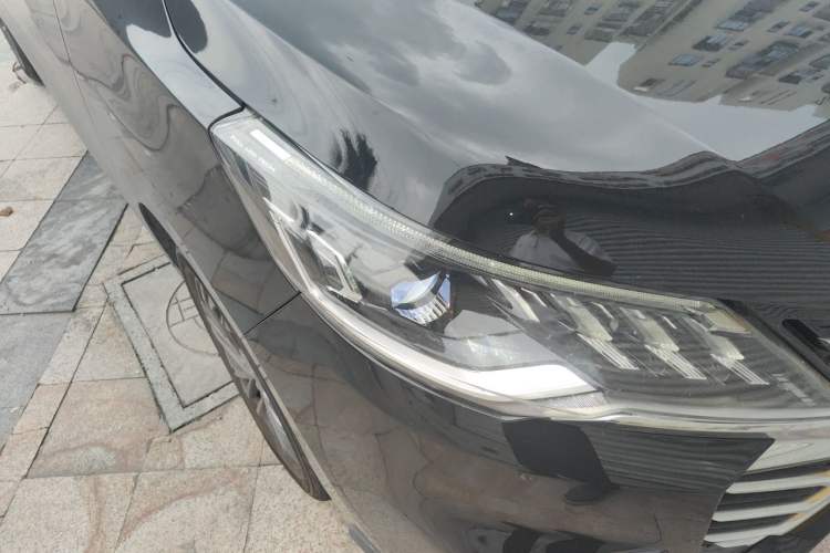 Used SAIC MAXUS G50 2019 1.5T First Edition Automatic Luxury Version 7 Seats Right Front Headlight
