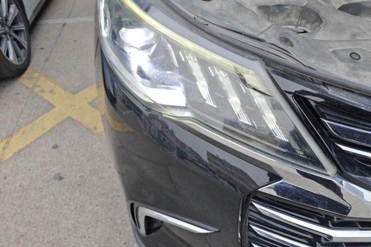 Used SAIC MAXUS G50 2019 1.5T Automatic Luxury Edition China V Standard Right Front Headlight