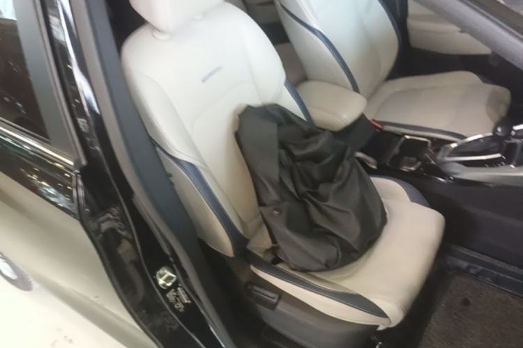 Used SAIC MAXUS G50 2019 1.5T Automatic Elite Edition China VI Standard Right Front Seat