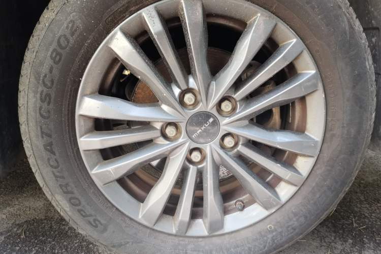 Used SAIC MAXUS G50 2019 1.5T Automatic Elite Edition China VI Standard Right Front Wheel Hub