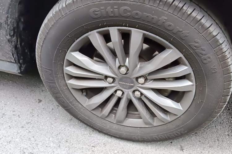 Used SAIC MAXUS G50 2019 1.5T Automatic Elite Edition China VI Standard Right Front Wheel Hub
