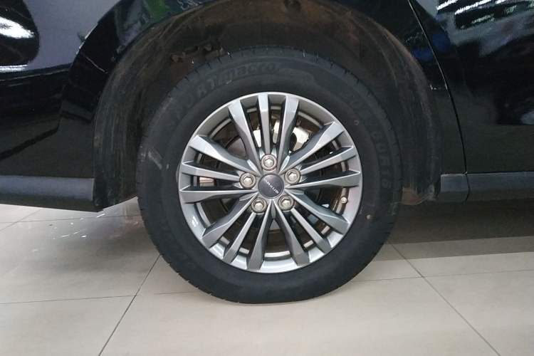 Used SAIC MAXUS G50 2019 1.5T Automatic Elite Edition China VI Standard Right Rear Wheel Hub