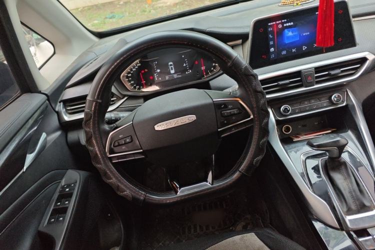 Used SAIC MAXUS G50 2019 1.5T First Edition Automatic Luxury Version 6 Seats Steering Wheel