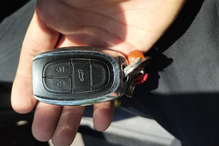 Used SAIC MAXUS G50 2019 1.5T Automatic Elite Edition China VI Standard Vehicle Key