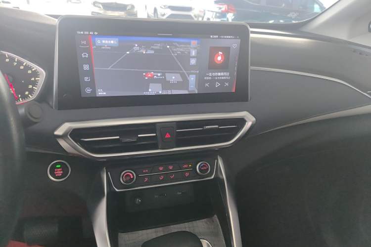 Used SAIC MAXUS G50 2019 1.5T Automatic Luxury Edition China VI Standard Audio And AC Panel