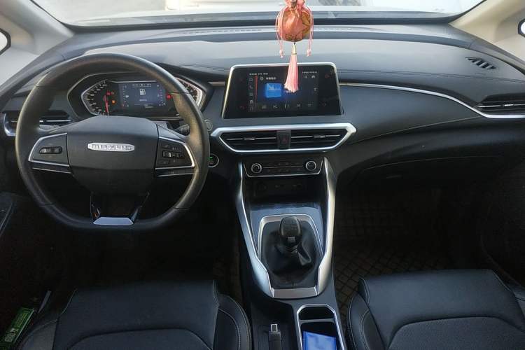 Used SAIC MAXUS G50 2019 1.3T Manual Enjoyment Base Model China V Standard Center Console